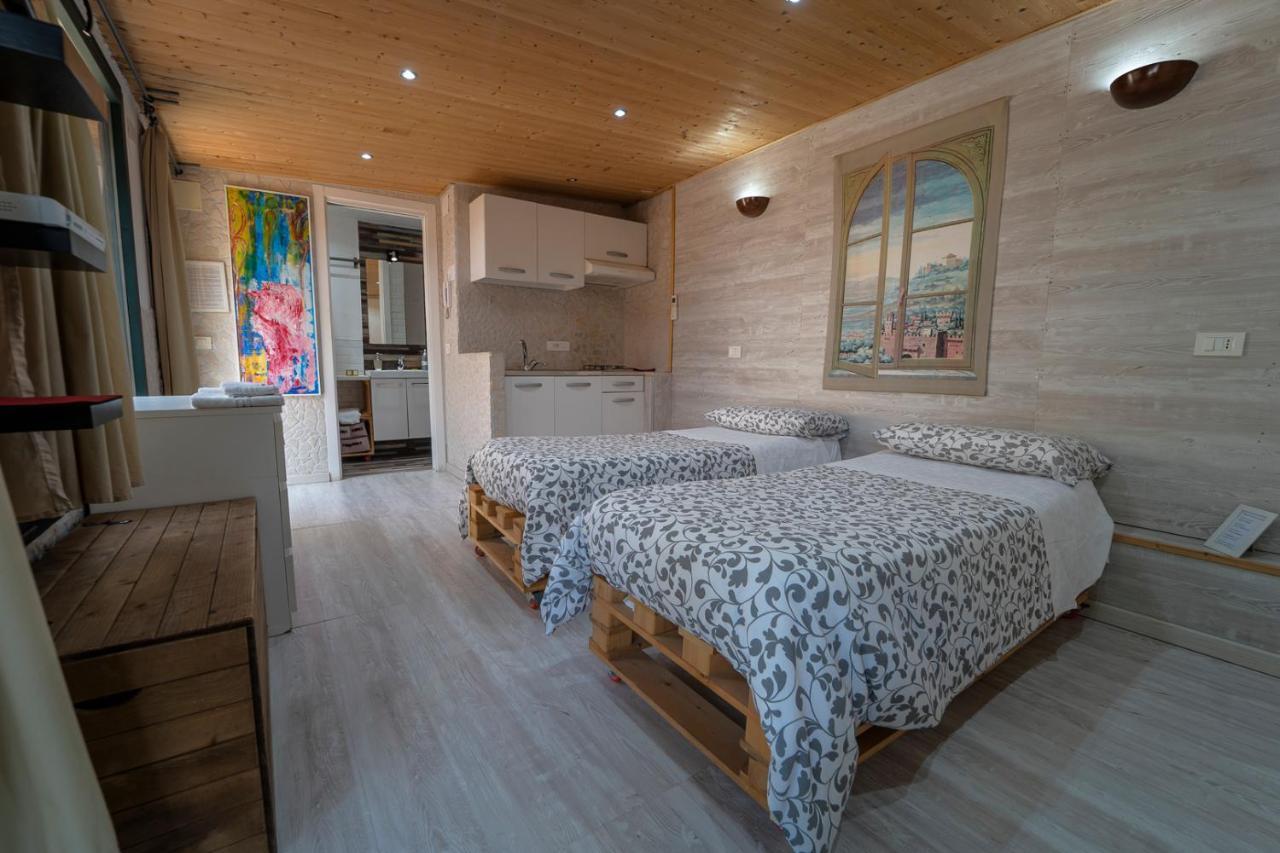 Bed and Breakfast Domus Vesuvia Torre Annunziata Exterior foto