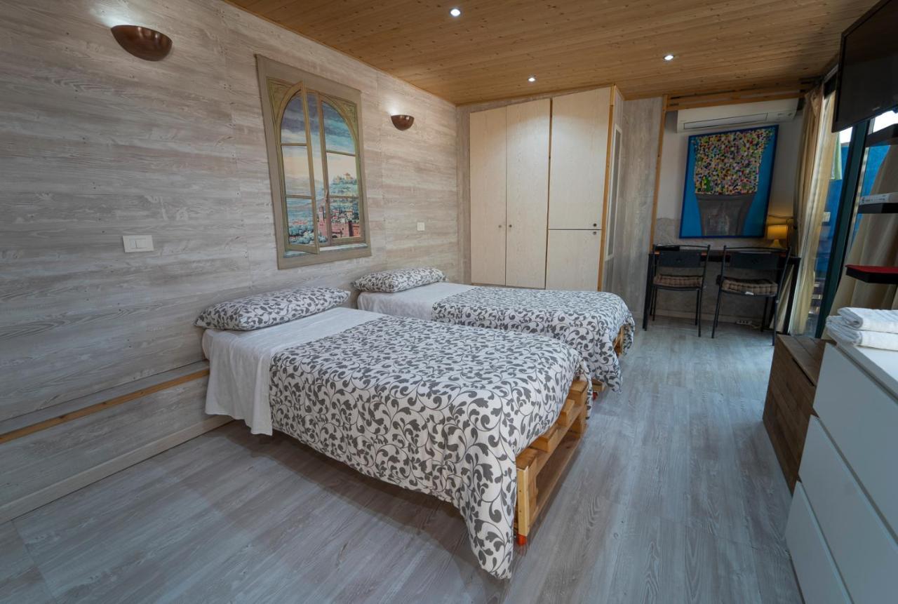 Bed and Breakfast Domus Vesuvia Torre Annunziata Exterior foto