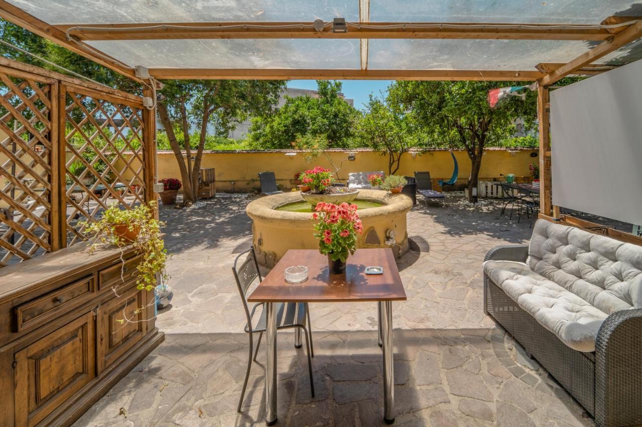 Bed and Breakfast Domus Vesuvia Torre Annunziata Exterior foto