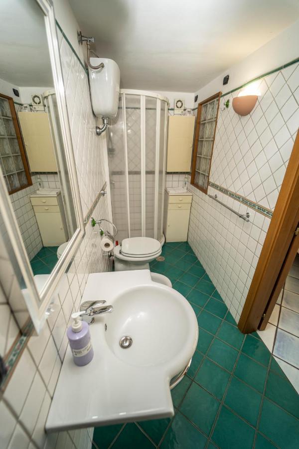 Bed and Breakfast Domus Vesuvia Torre Annunziata Exterior foto
